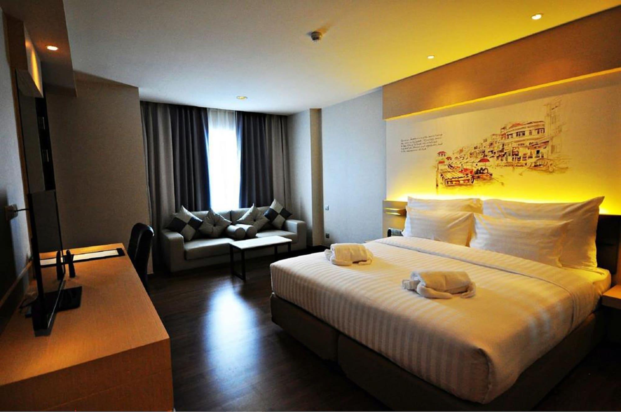 Parinda Hotel Bangkok Exterior photo