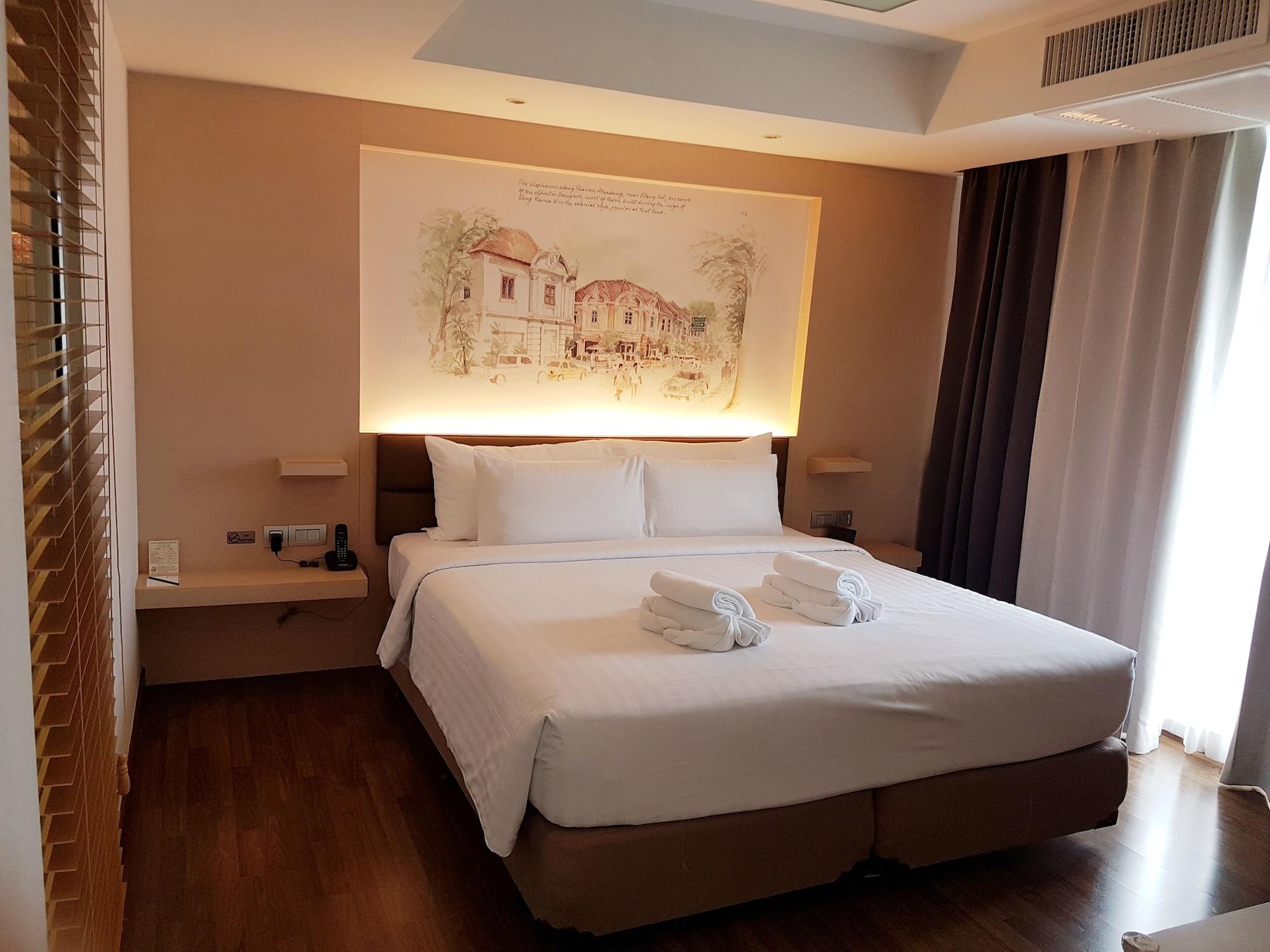 Parinda Hotel Bangkok Exterior photo