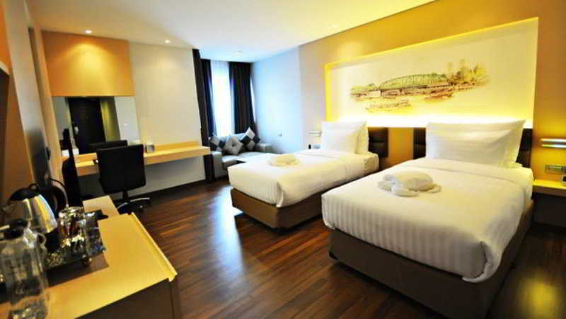 Parinda Hotel Bangkok Exterior photo