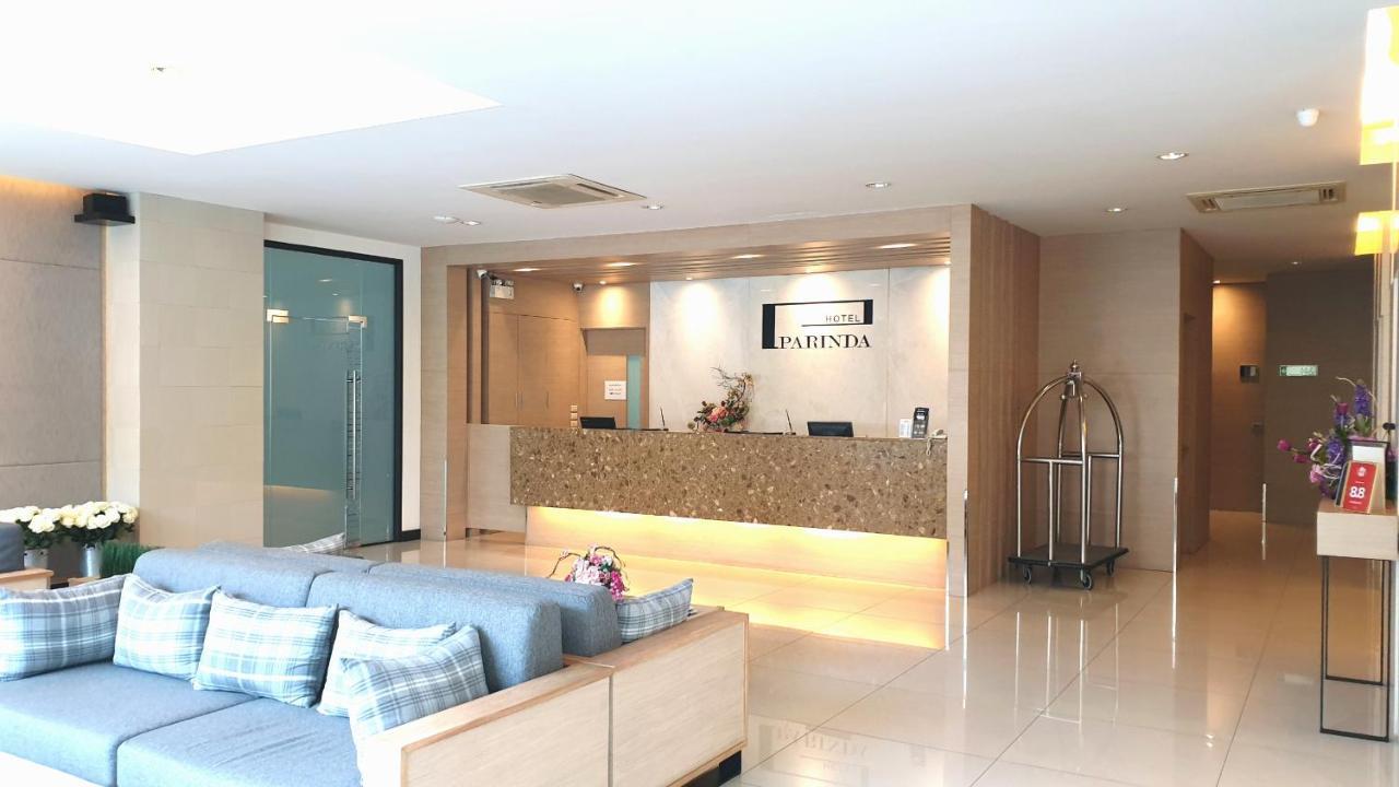 Parinda Hotel Bangkok Exterior photo