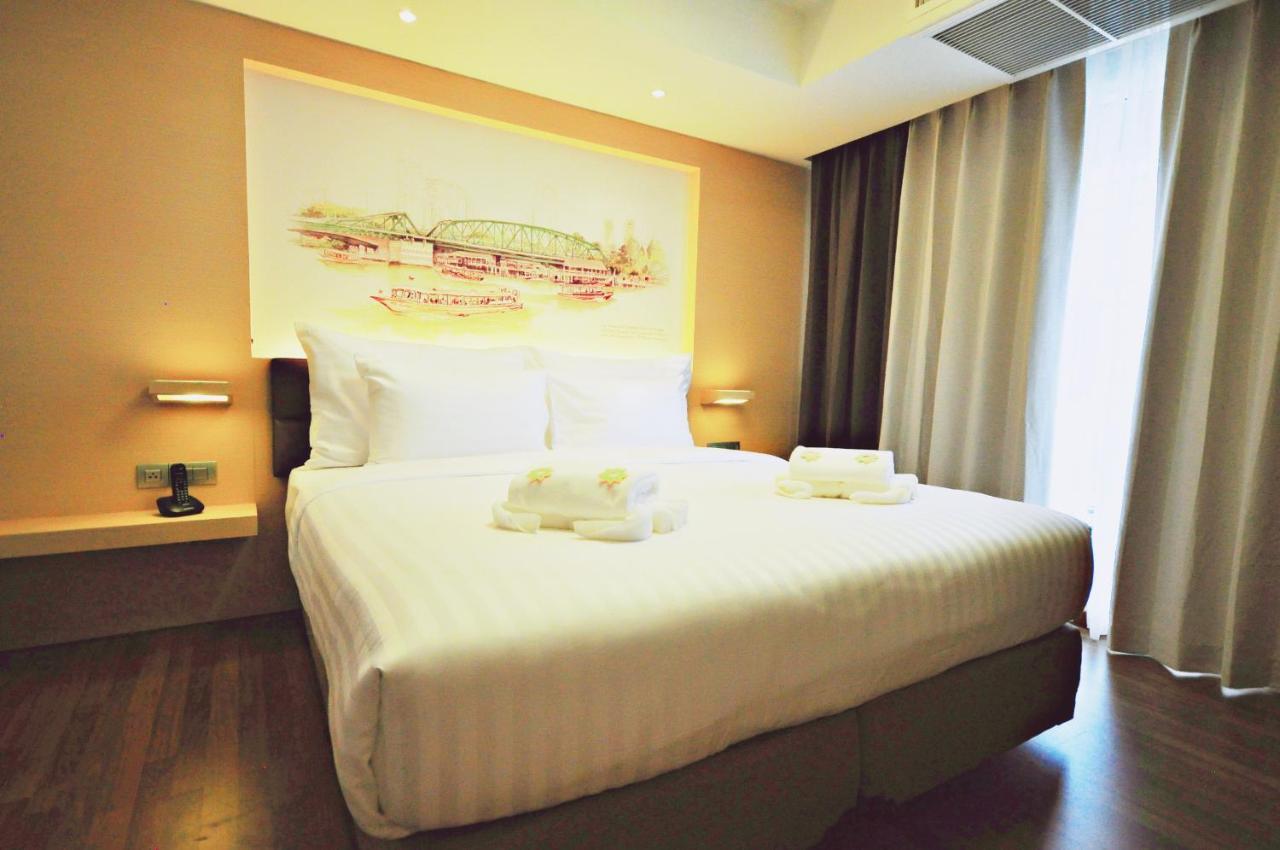 Parinda Hotel Bangkok Exterior photo
